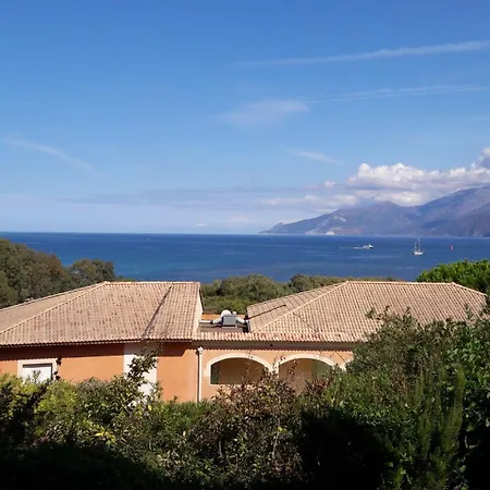 T3 Avec Terrasse Et Vue Panoramique Sur Le Golfe De Saint-florent, A 300m De La De La Roya * Saint-Florent (Corsica)
