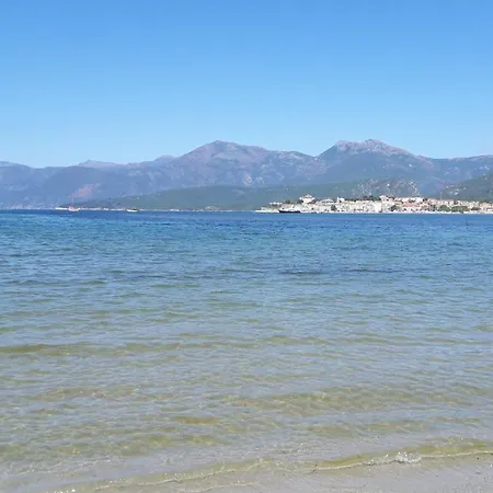 T3 Avec Vue Panoramique Sur La Mer, Terrasse, Piscine Et A Seulement 300m De La De La Roya Apartmán Saint-Florent (Corsica)