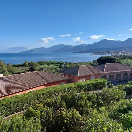 T3 Avec Terrasse Et Vue Panoramique Sur Le Golfe De Saint-florent, A 300m De La De La Roya Apartment