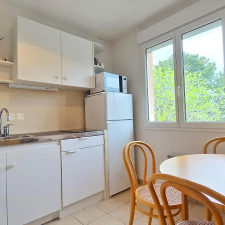 Apartman T3 Avec Vue Panoramique Sur La Mer, Terrasse, Piscine Et A Seulement 300m De La De La Roya *