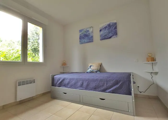 Apartmán T3 Avec Vue Panoramique Sur La Mer, Terrasse, Piscine Et A Seulement 300m De La De La Roya