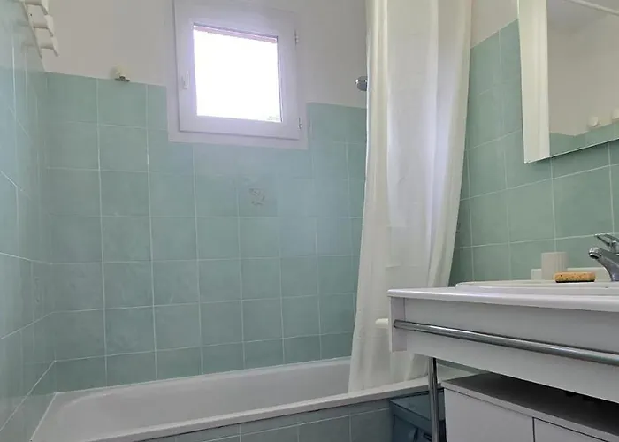 公寓 T3 Avec Vue Panoramique Sur La Mer, Terrasse, Piscine Et A Seulement 300m De La De La Roya 圣弗洛朗